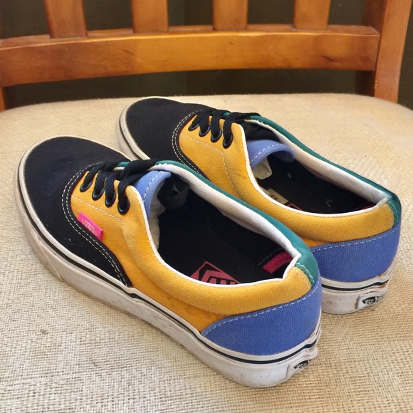 Vans Off the Wall Multicolor Canvas sneakers Sz 4 - Picture 5 of 6